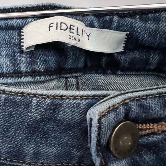 Fidelity button fly jeans. Show signs of wear/distressing as shown in pics. - Picture 7 of 16